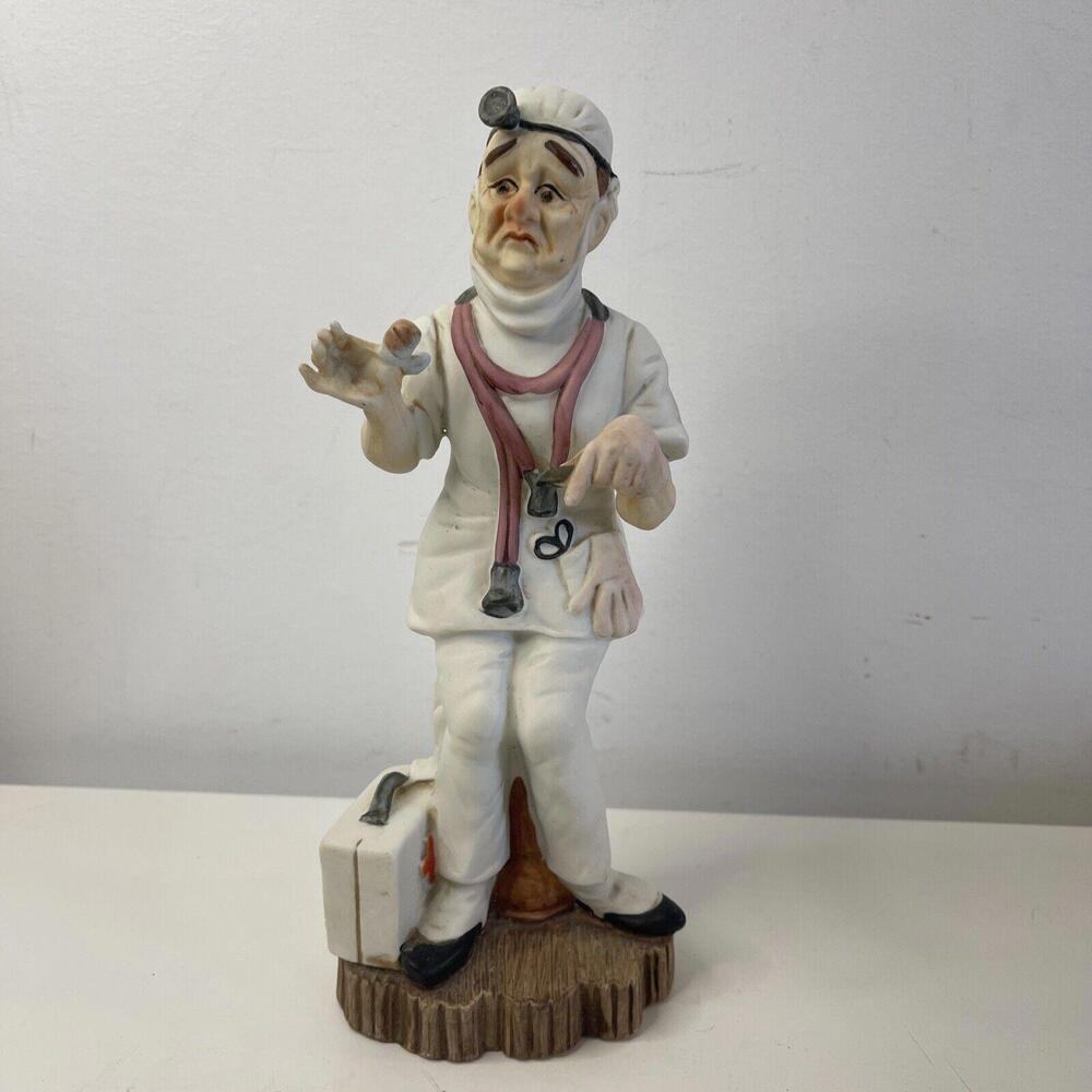 Vintage Geo Z. Lefton Surgeon, Doctor Ceramic figurine, Made In Japan  8"
